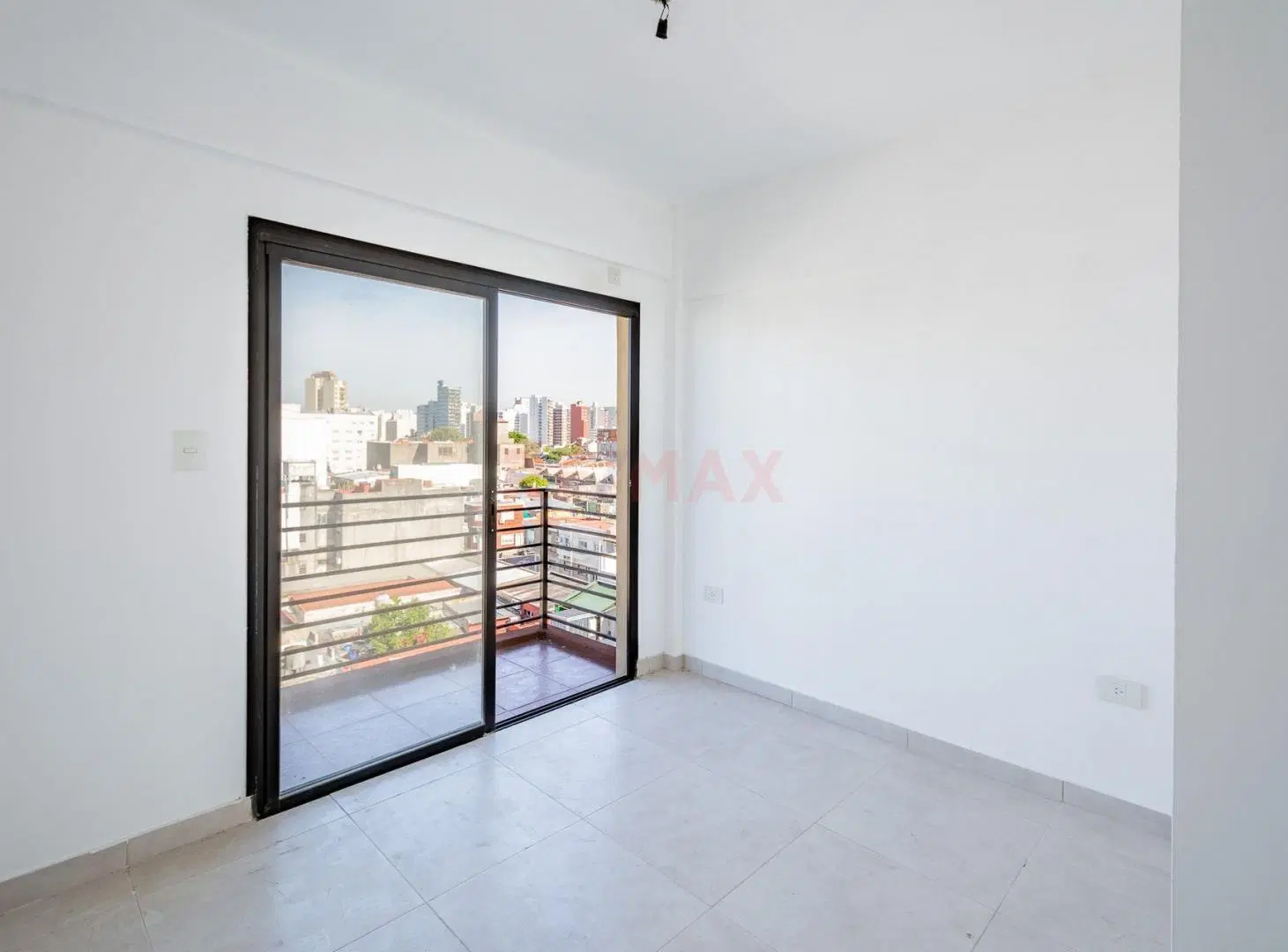 Departamento 2 ambientes en Avellaneda 3