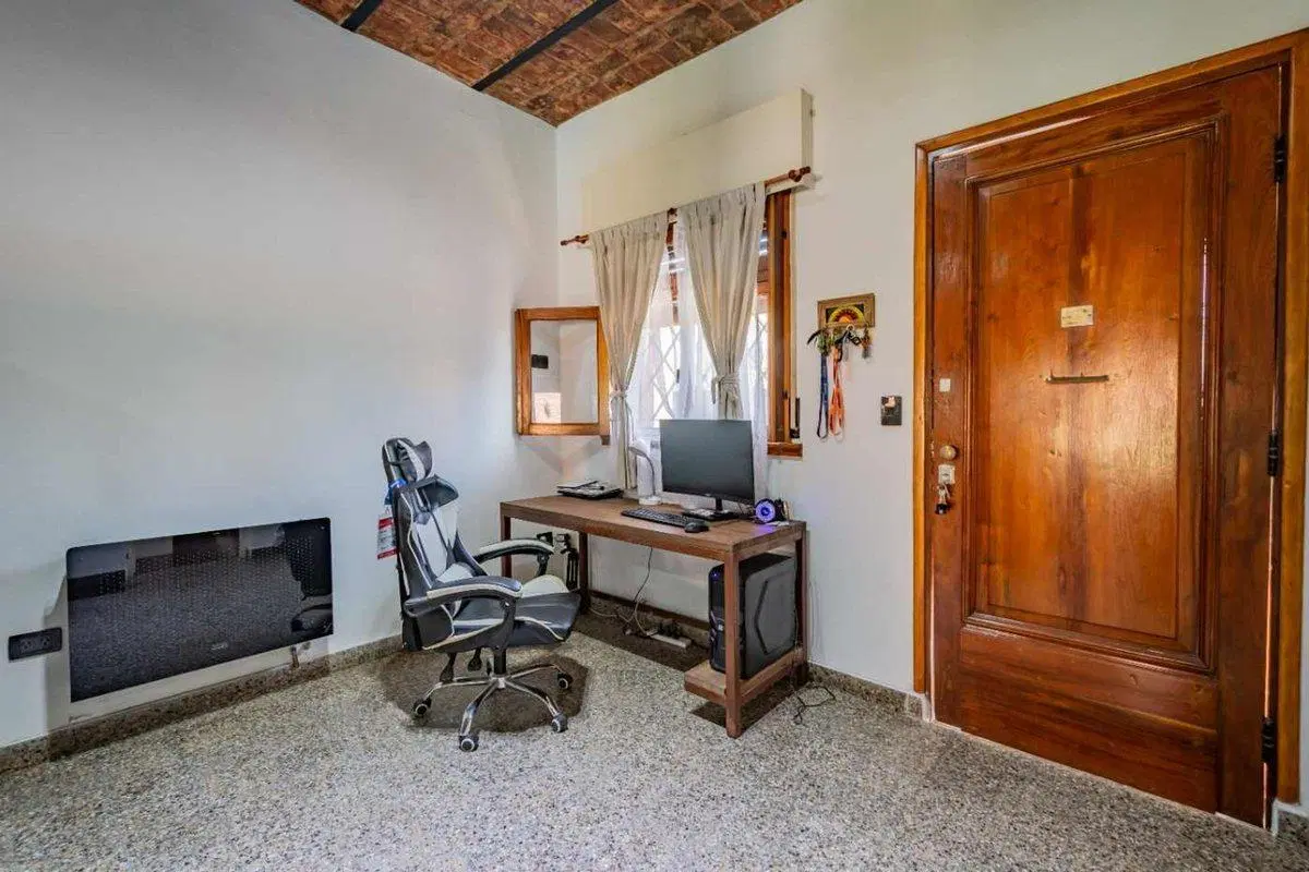VENTA - CASA 3 AMB C/ QUINCHO Y PILETA - C. MADERO 5