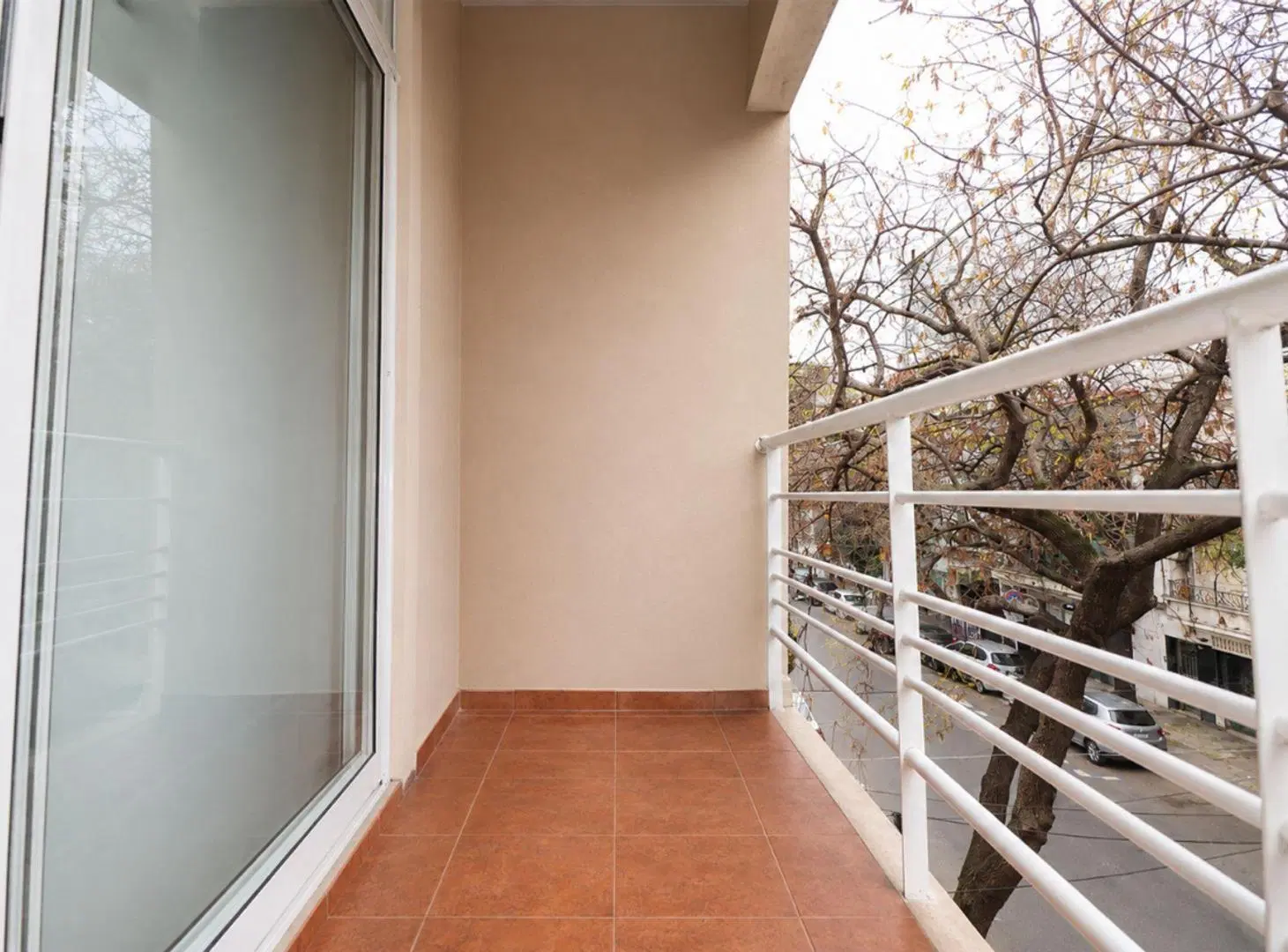 IMPECABLE MONOAMBIENTE CON BALCON EN CHACARITA 5