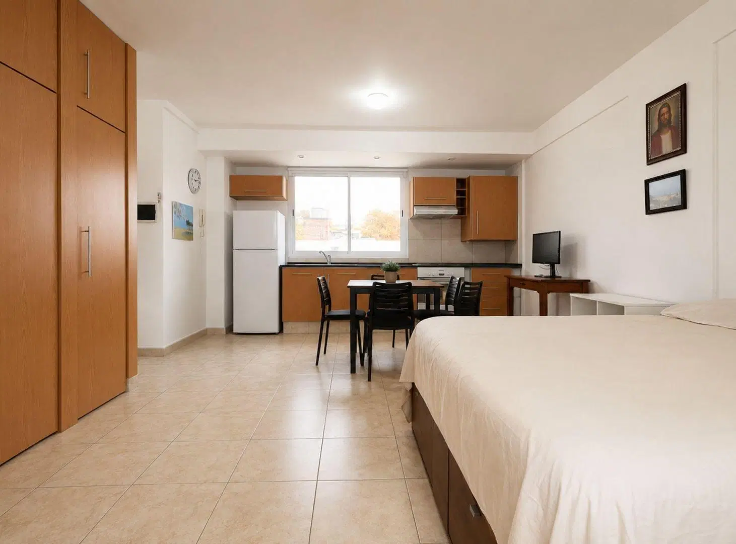 IMPECABLE MONOAMBIENTE CON BALCON EN CHACARITA 2