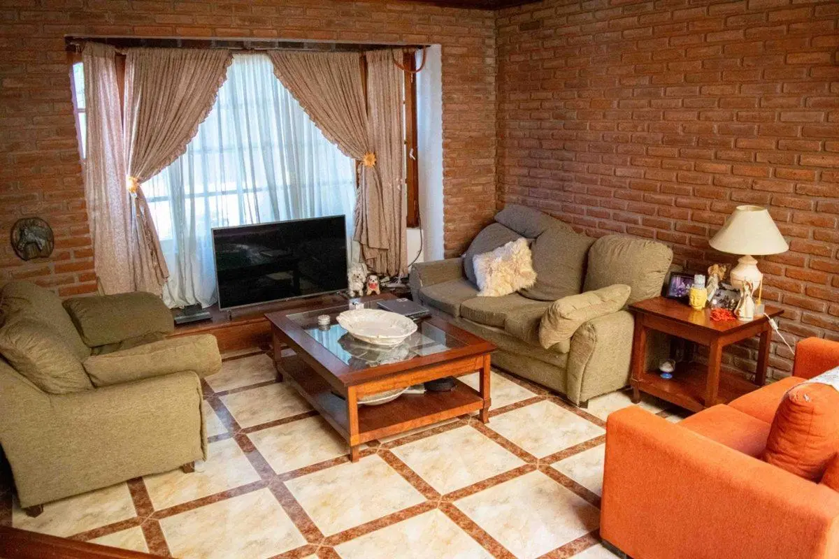 MARTINEZ - VENTA GRAN CHALET 4 DORMITORIOS 5