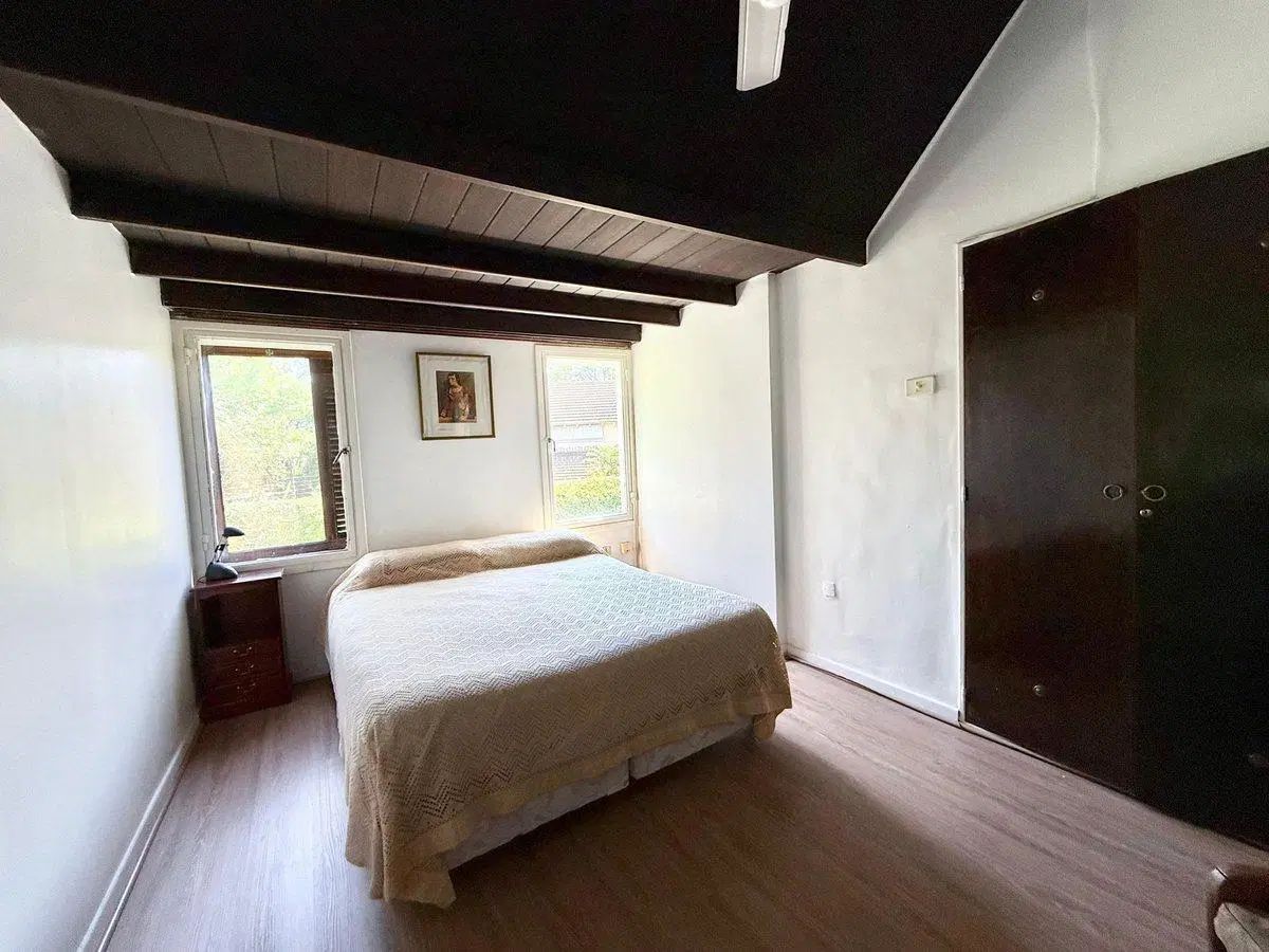 Venta Casa 5 ambientes Pileta Parrilla San Isidro 3