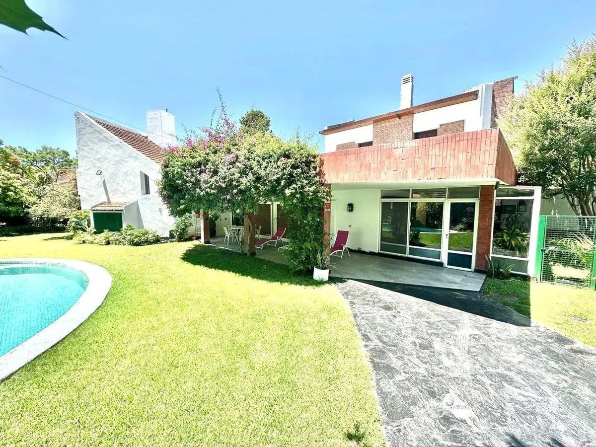 Venta Casa 5 ambientes Pileta Parrilla San Isidro 4