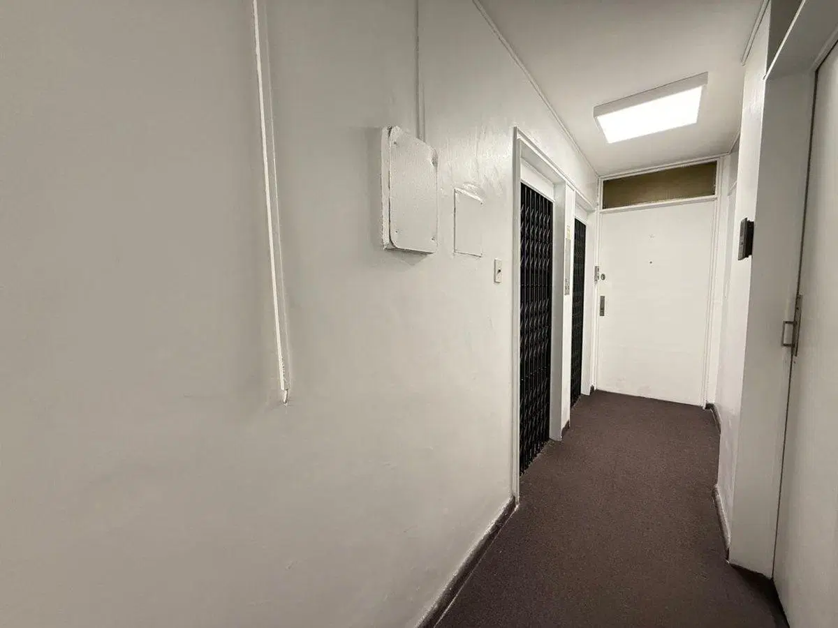 VENTA OFICINA EN SAN NICOLAS 4