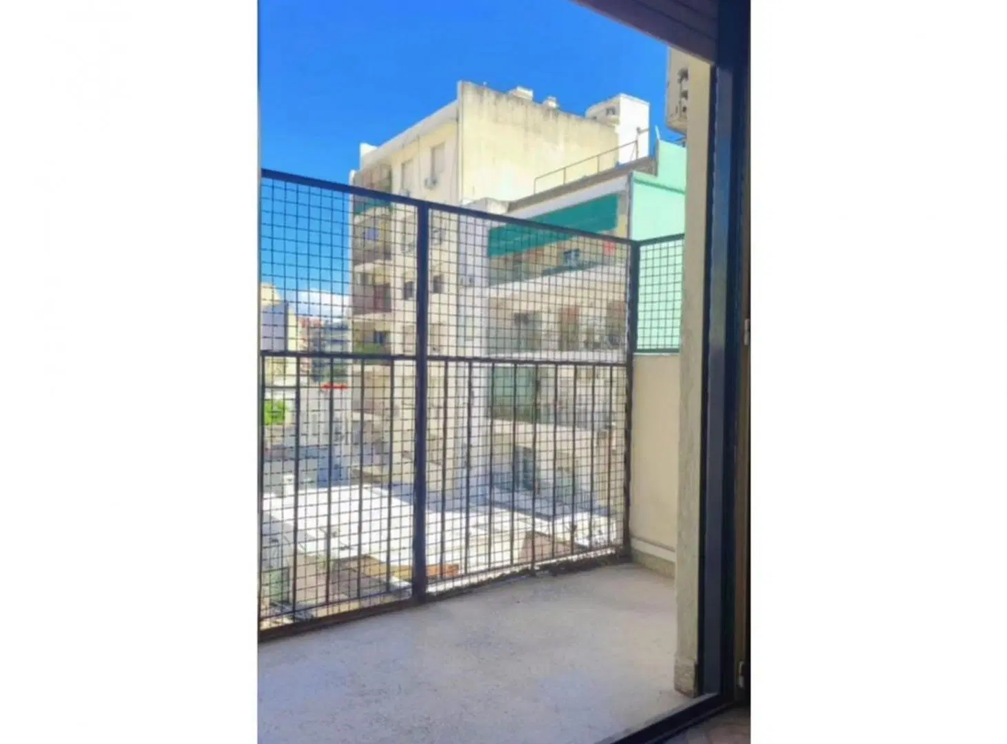 VENTA DEPTO. 4 AMBIENTES C/DEPENDENCIA Y BALCÓN 4