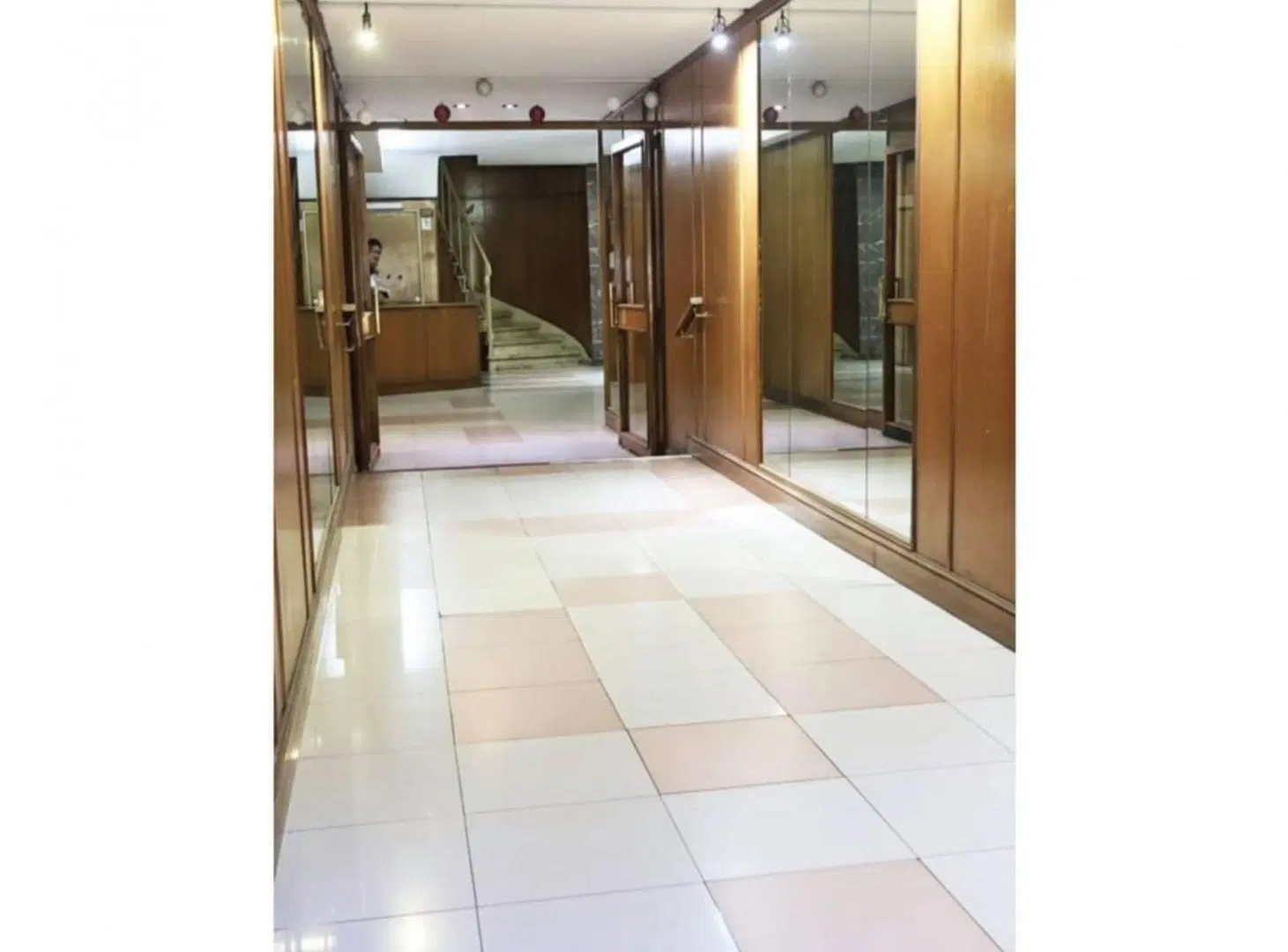 VENTA DEPTO. 4 AMBIENTES C/DEPENDENCIA Y BALCÓN 5