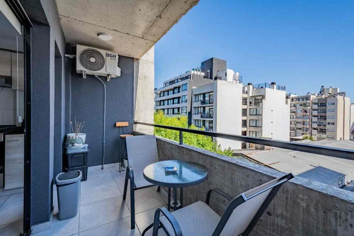 2 Ambientes con Cochera | Piso 5 | Florida 8