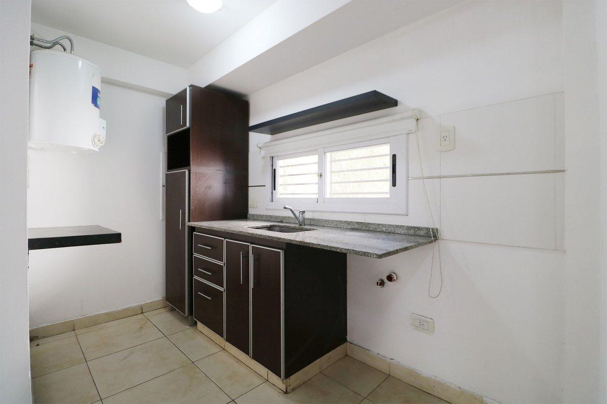 Foto de Departamento 2 ambientes balcón al frente - Morón, imagen 3