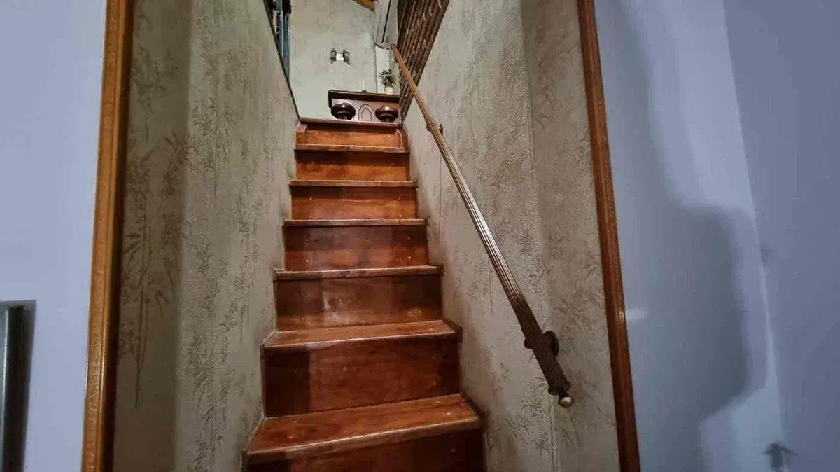CASA EN VENTA MARTIN CORONADO GRAN JARDIN Y PILETA 4
