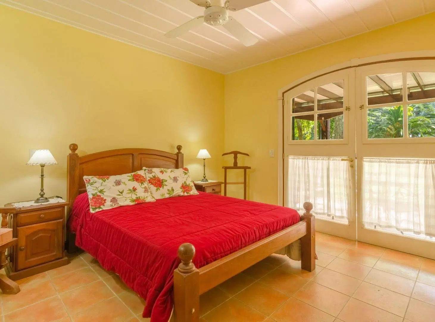 Venta casa 5 ambientes country Campos de Roca 2