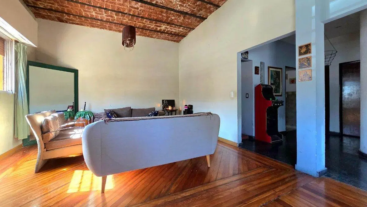 CASA 4 AMBIENTES AGRONOMIA CON PARRILLA Y PILETA 4