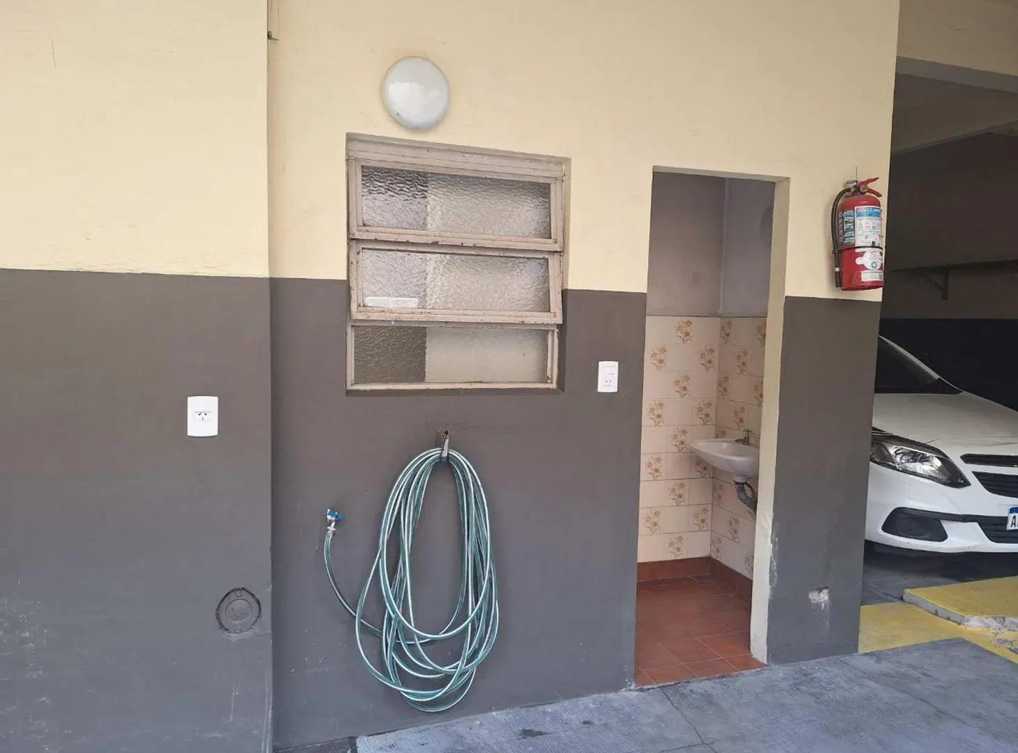 VENTA COCHERA PORTON EXCLUSIVO ACCESO CALLE /ONCE 3