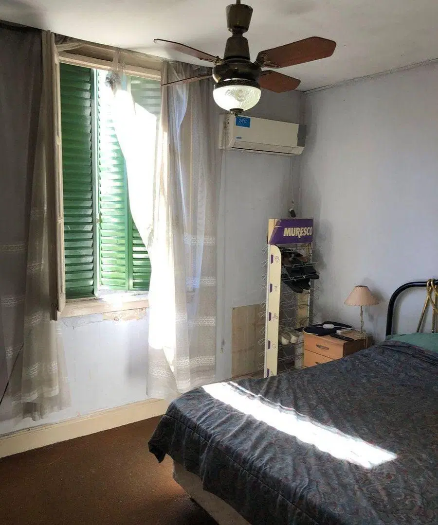 CASA EN VENTA DE 4 AMBIENTES EN LINIERS 3