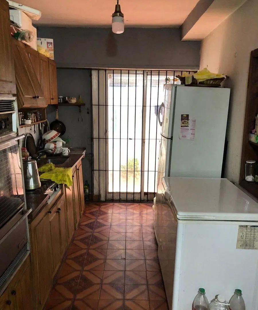 CASA EN VENTA DE 4 AMBIENTES EN LINIERS 2
