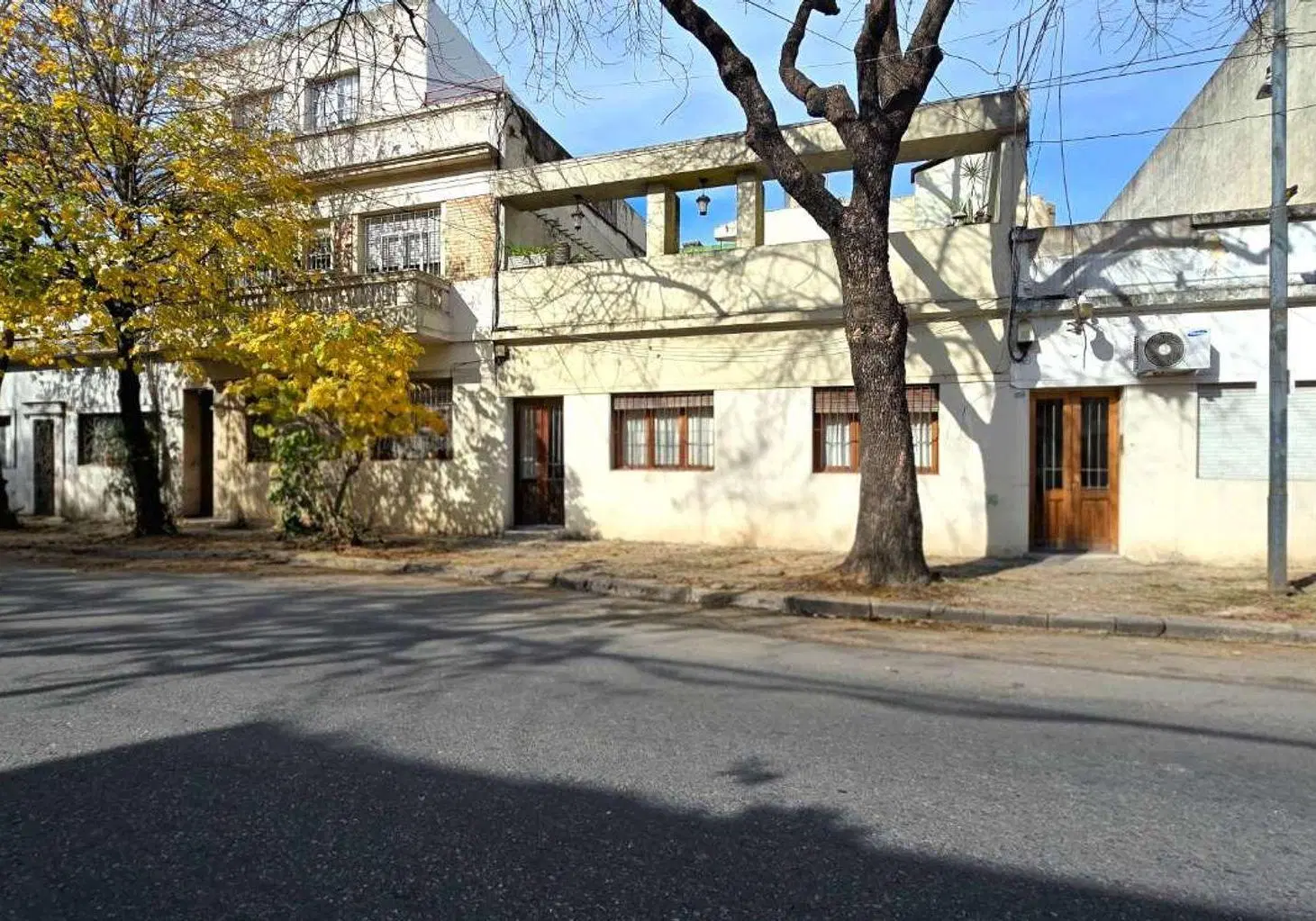 PH 4 AMBIENTES CON PATIO, TERRAZA Y PARRILLA 2