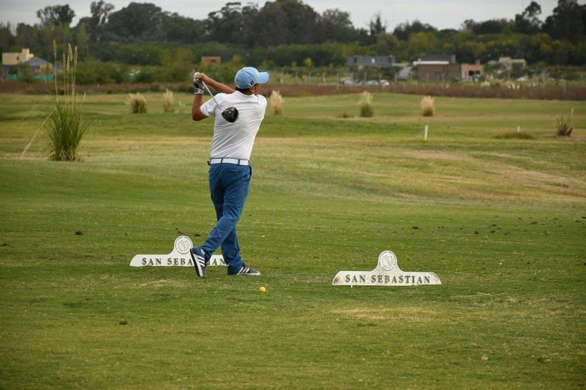 Foto de Hermoso Lote a la Laguan en San Sebastian, Escobar, imagen 5