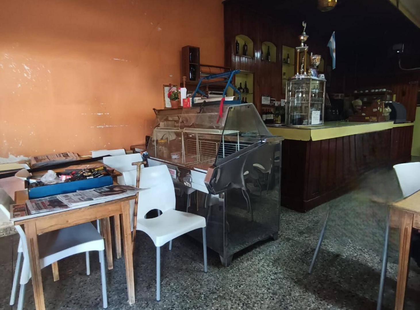 Foto de VENTA LOCAL V. BALLESTER sin expensas, imagen 5