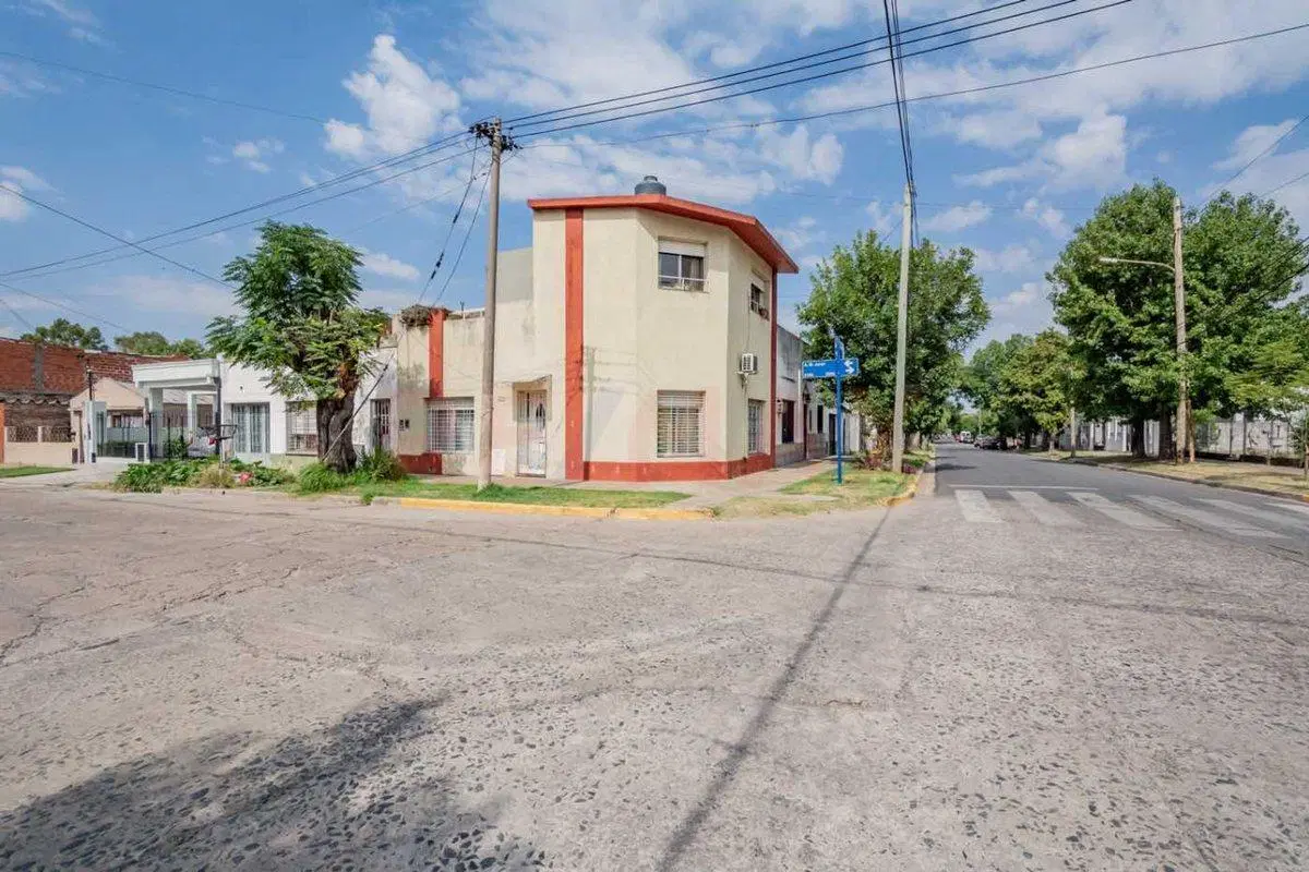 VENTA PH DUPLEX 5 AMB - ALDO BONZI - APTO PERMUTA 4