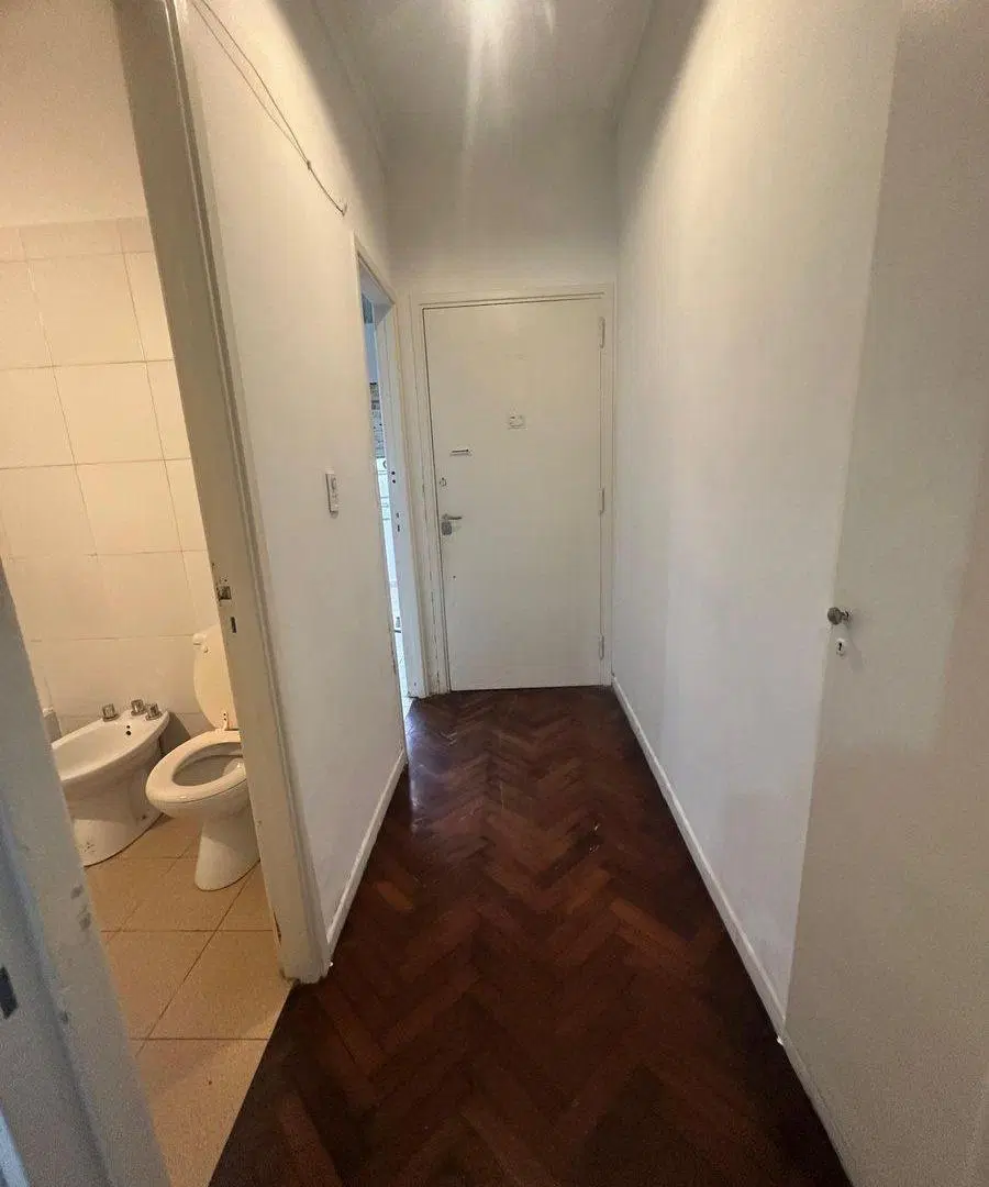 Venta Monoambiente dividido - FLORES 5
