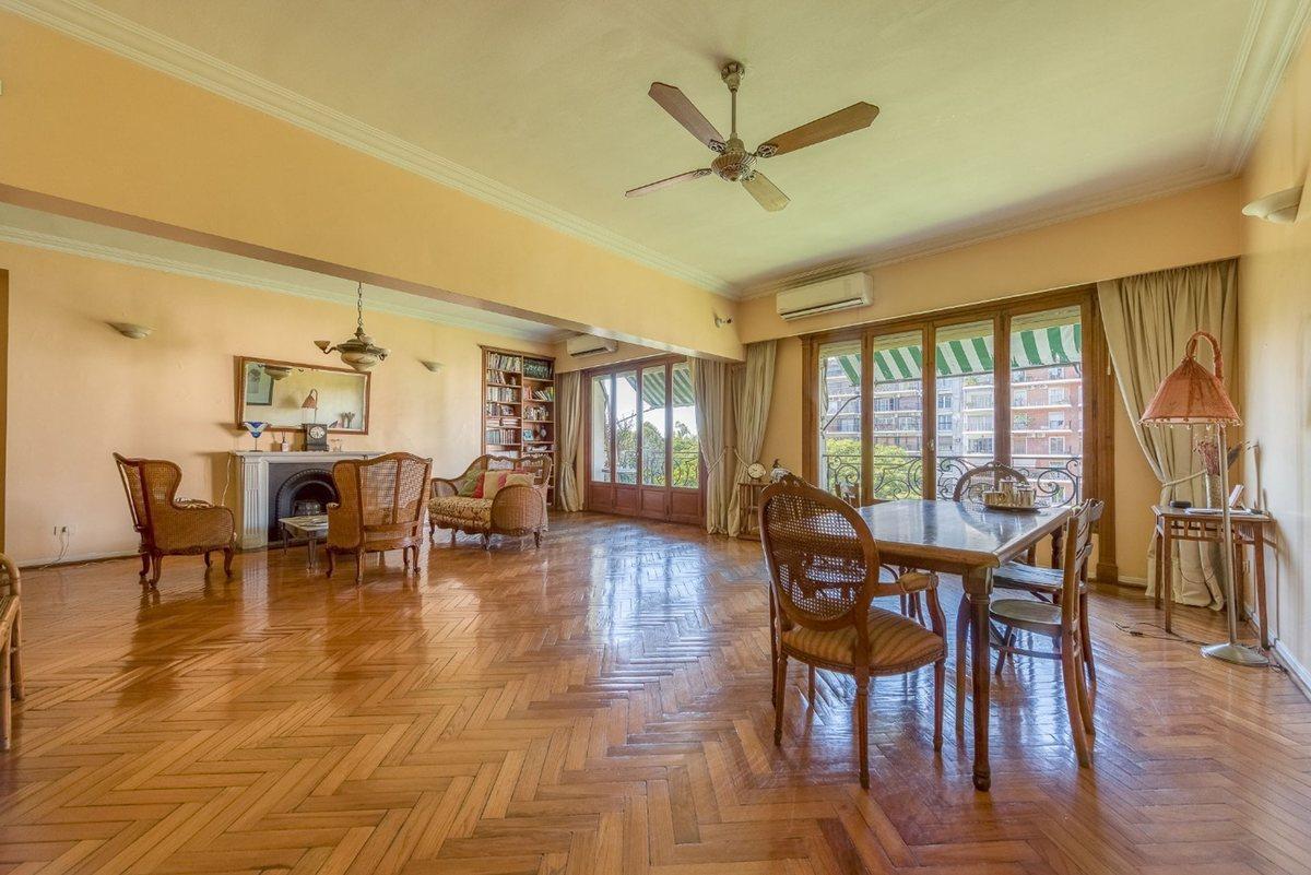 Foto de VENTA 6 AMB CON 2/COCH -AV. DEL LIBERTADOR Y SALG., imagen 3