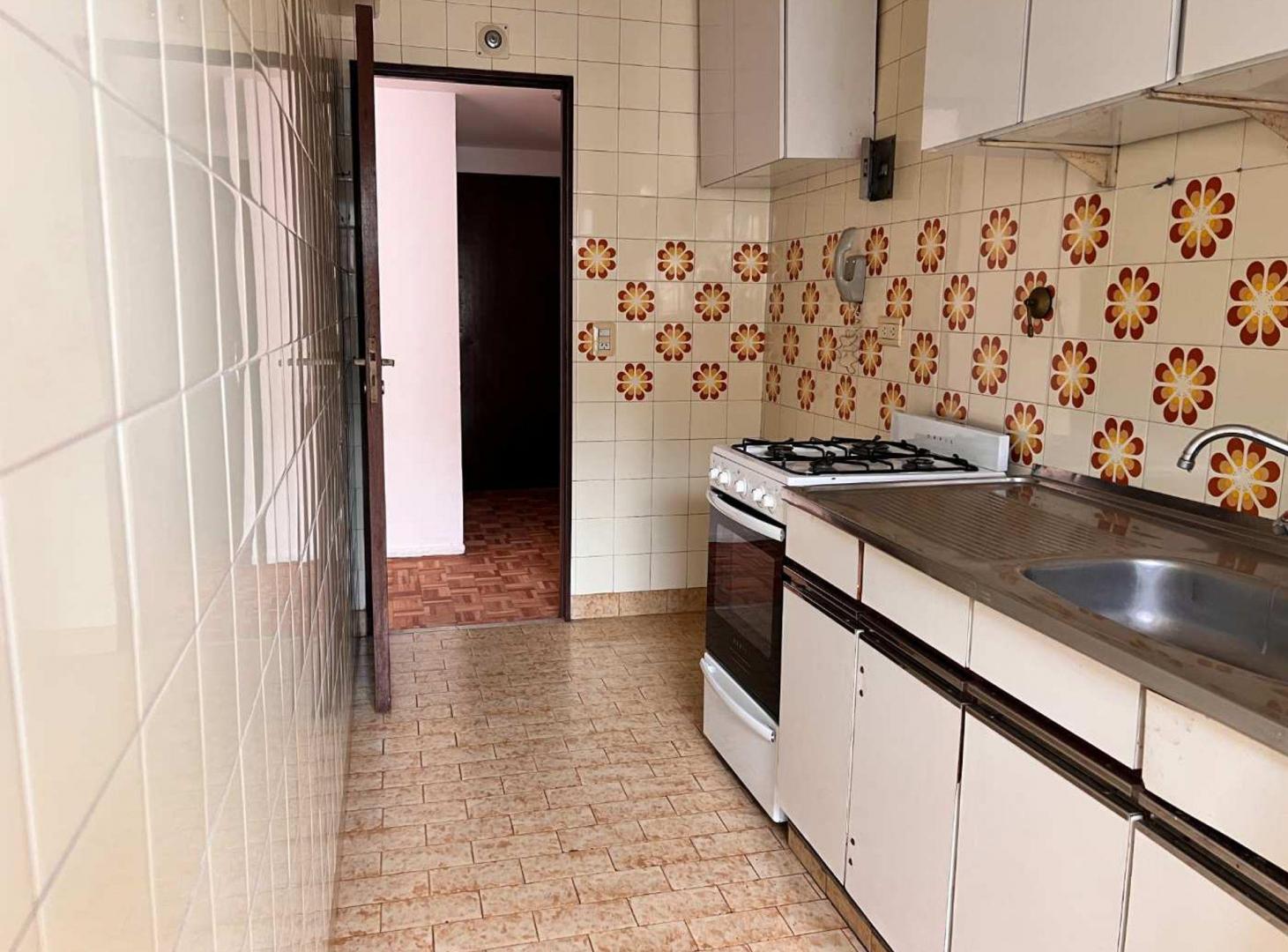 Foto de Venta Departamento de 2 ambientes zona Facultades, imagen 3
