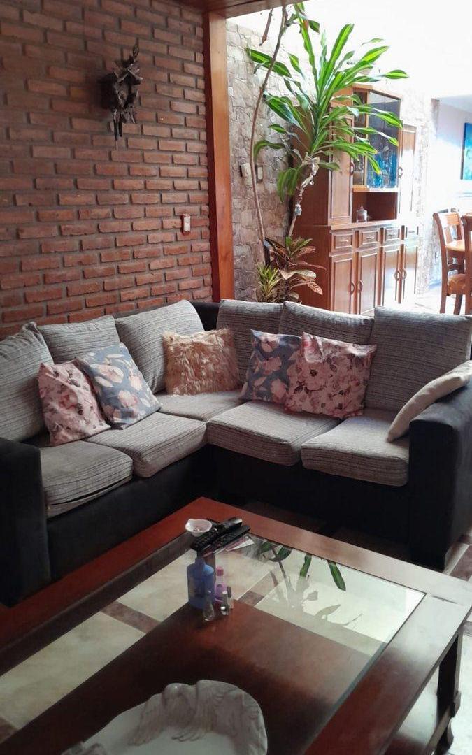 Foto de MARTINEZ - VENTA GRAN CHALET 4 DORMITORIOS, imagen 4