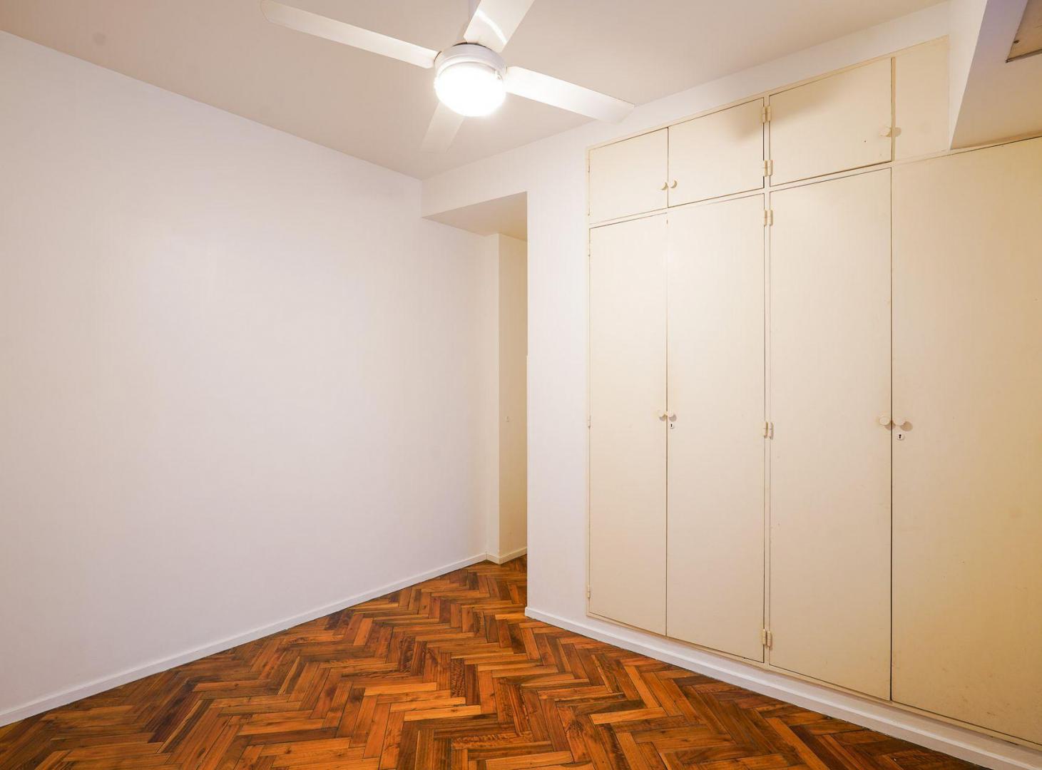 Foto de VENTA 2 AMBIENTES EN RECOLETA. ZONA FACULTADES, imagen 3