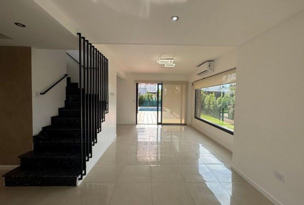 Foto de Venta Casa 4 ambientes Nuevo Quilmes a estrenar!, imagen 2