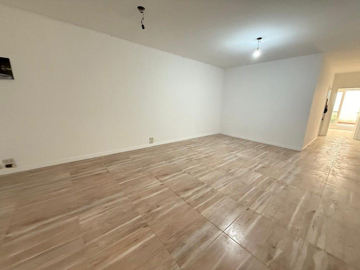 Foto de VENTA OFICINA EN SAN NICOLAS, imagen 2