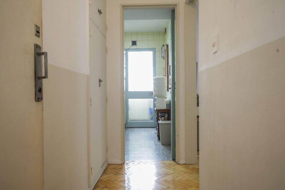 Foto de VENTA Depto 2 ambientes RECOLETA con Renta, imagen 3