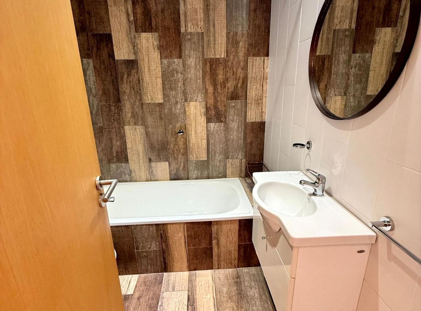 Foto de Duplex 2 AMB balcón aterrazado parrilla y cochera, imagen 5