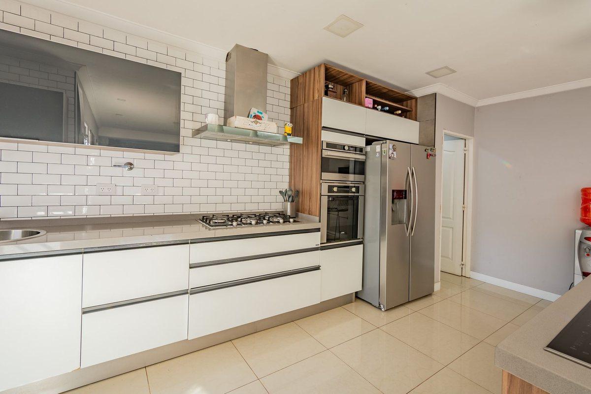 Foto de VENTA - PH MULTIFAMILIAR C/ PILETA - TAPIALES, imagen 2