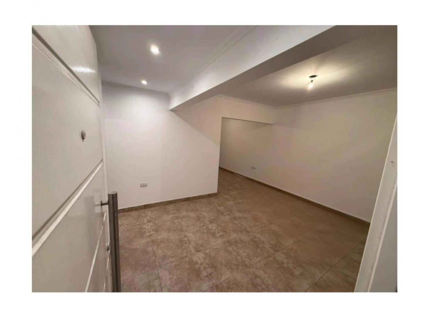 Foto de Venta PH 3 Ambientes a Estrenar c/Jardín UF2-Lanús, imagen 3