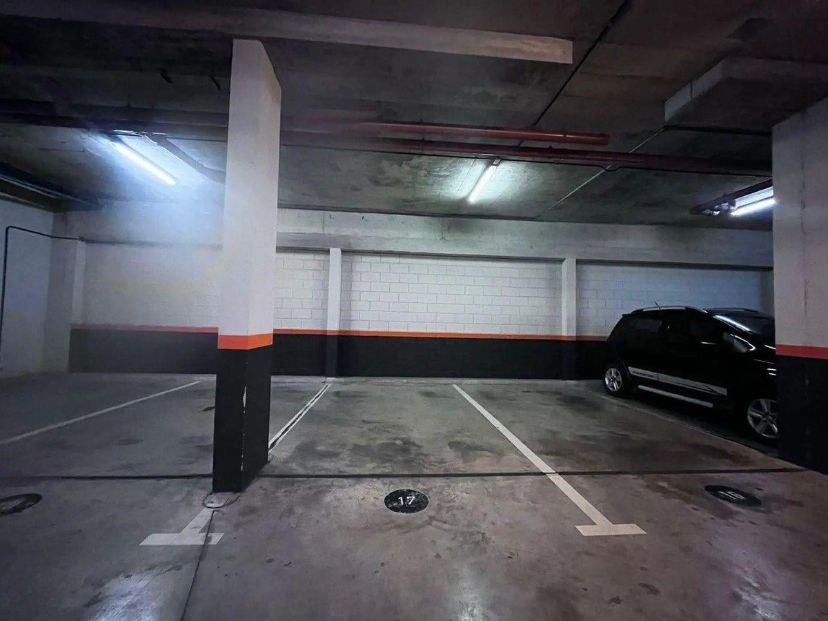 Foto de COCHERA EN QUARTIER DORREGO FINANCIAMOS !, imagen 2