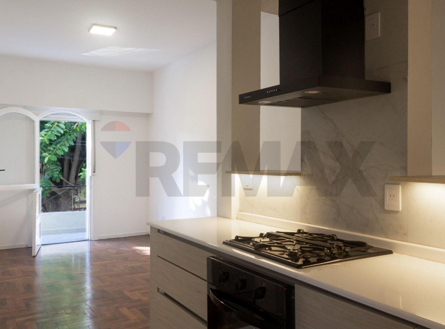 Foto de VENTA Departamento tipo PH 3 amb LINIERS, imagen 3