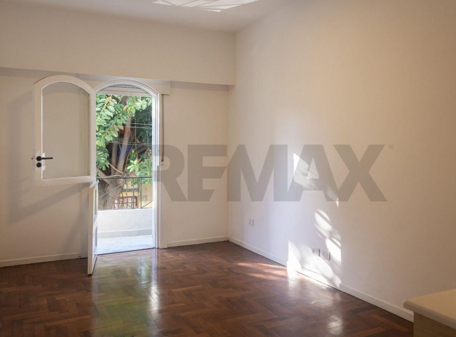 Foto de VENTA Departamento tipo PH 3 amb LINIERS, imagen 4
