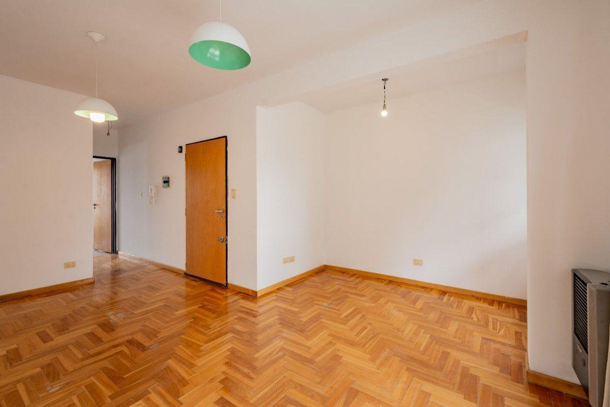Foto de EXCELENTE MONOAMBIENTE Y MEDIO CON BALCÓN, imagen 2