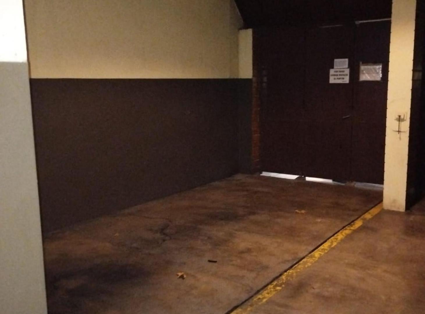Foto de VENTA COCHERA PORTON EXCLUSIVO ACCESO CALLE /ONCE, imagen 1
