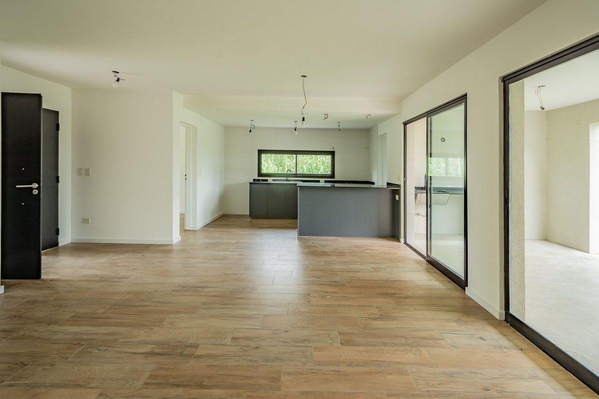 Foto de Venta casa Barrio Ecochacras, imagen 4