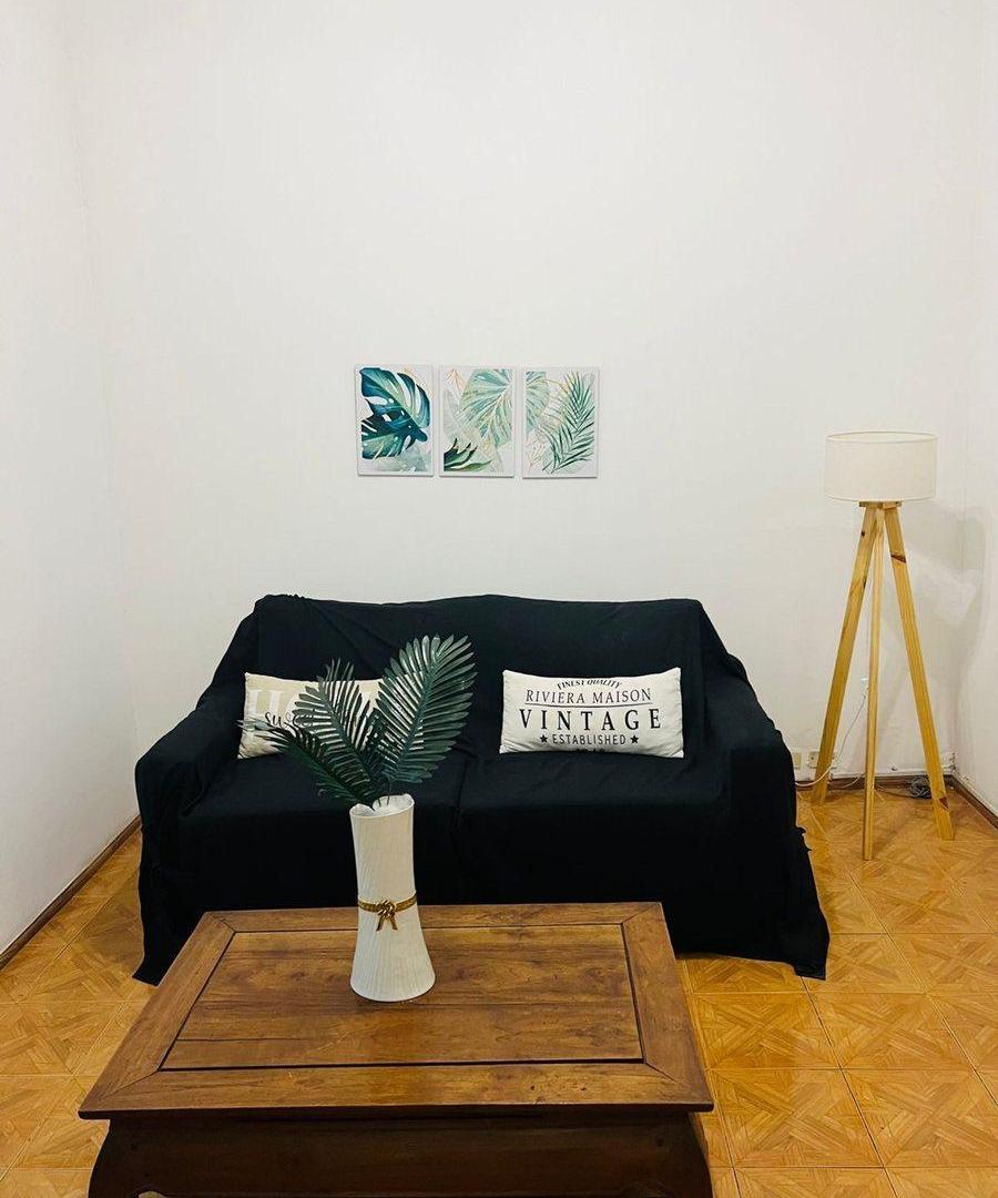 Foto de VENTA TRES AMBIENTES APTO PROFESIONAL A LA CALLE, imagen 1
