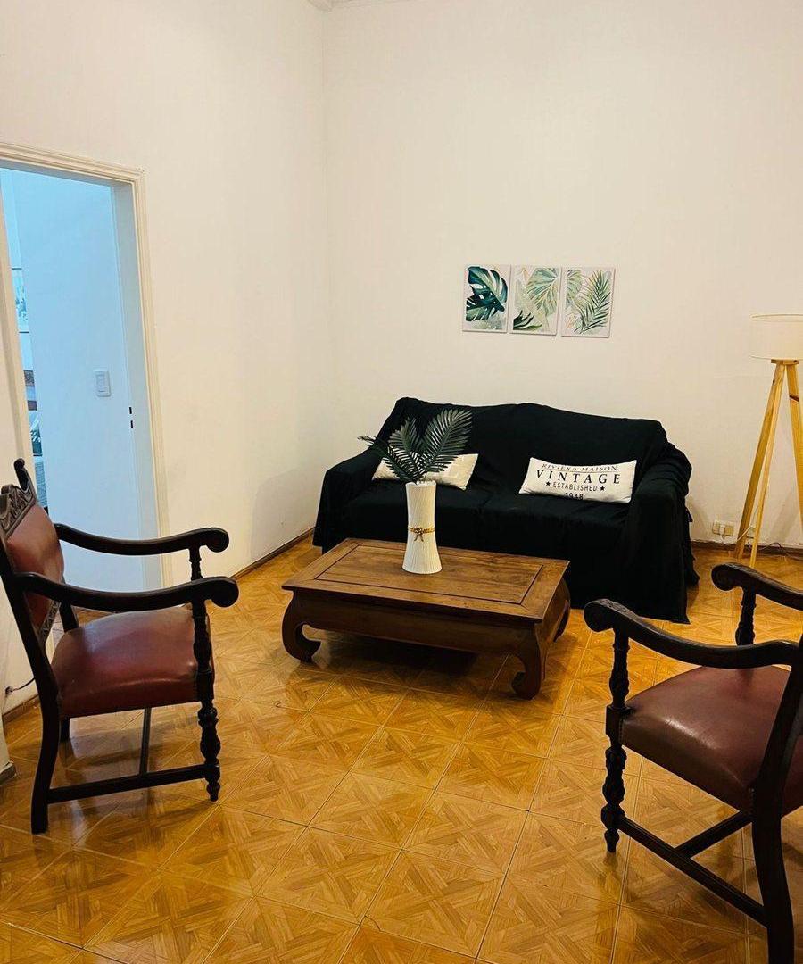 Foto de VENTA TRES AMBIENTES APTO PROFESIONAL A LA CALLE, imagen 3