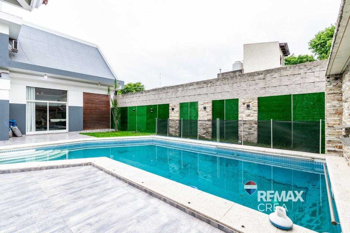 Foto de Venta Casa de 8 amb Pileta Climatizada Devoto, imagen 4