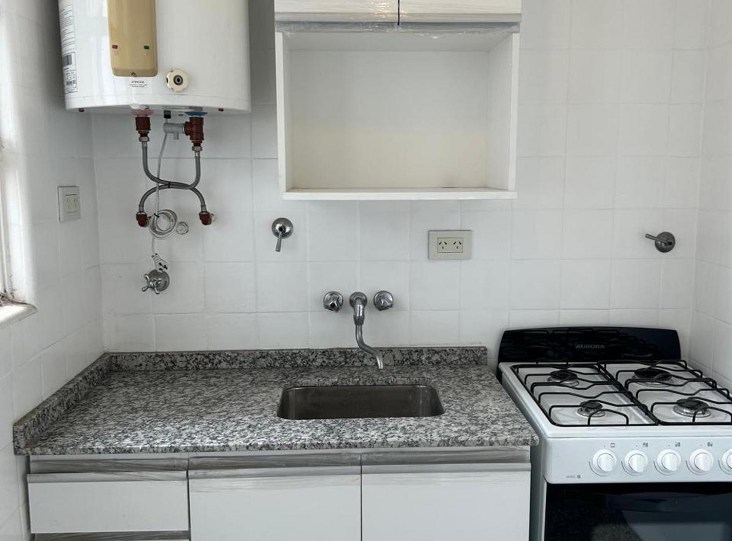 Foto de Belgrano 2 Amb Reciclado con Cocina y Lavadero, imagen 4