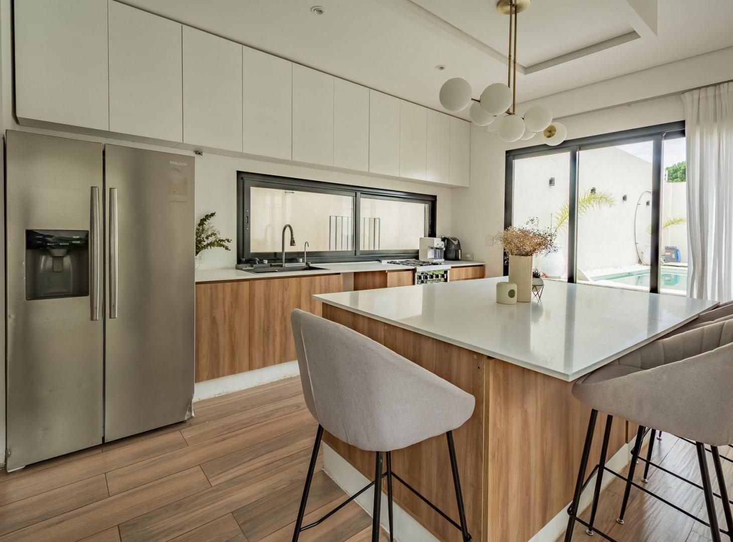 Foto de VENTA CASA 5 AMB A ESTRENAR C/PILETA - ALDO BONZI, imagen 1