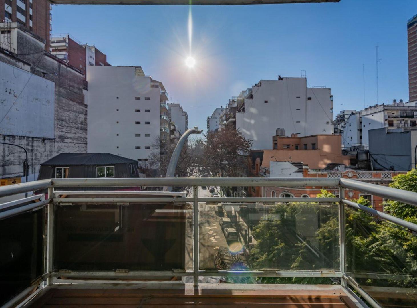 Foto de VENTA DEPTO 4 AMB + DEP + COCHER -BELGRANO CREDITO, imagen 1