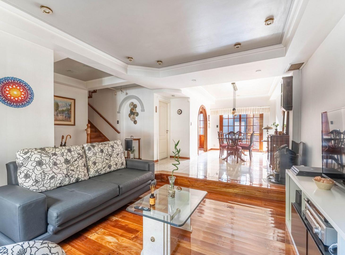 Foto de CASA 5 AMBIENTES CON JARDÍN, PILETA Y COCHERA, imagen 5