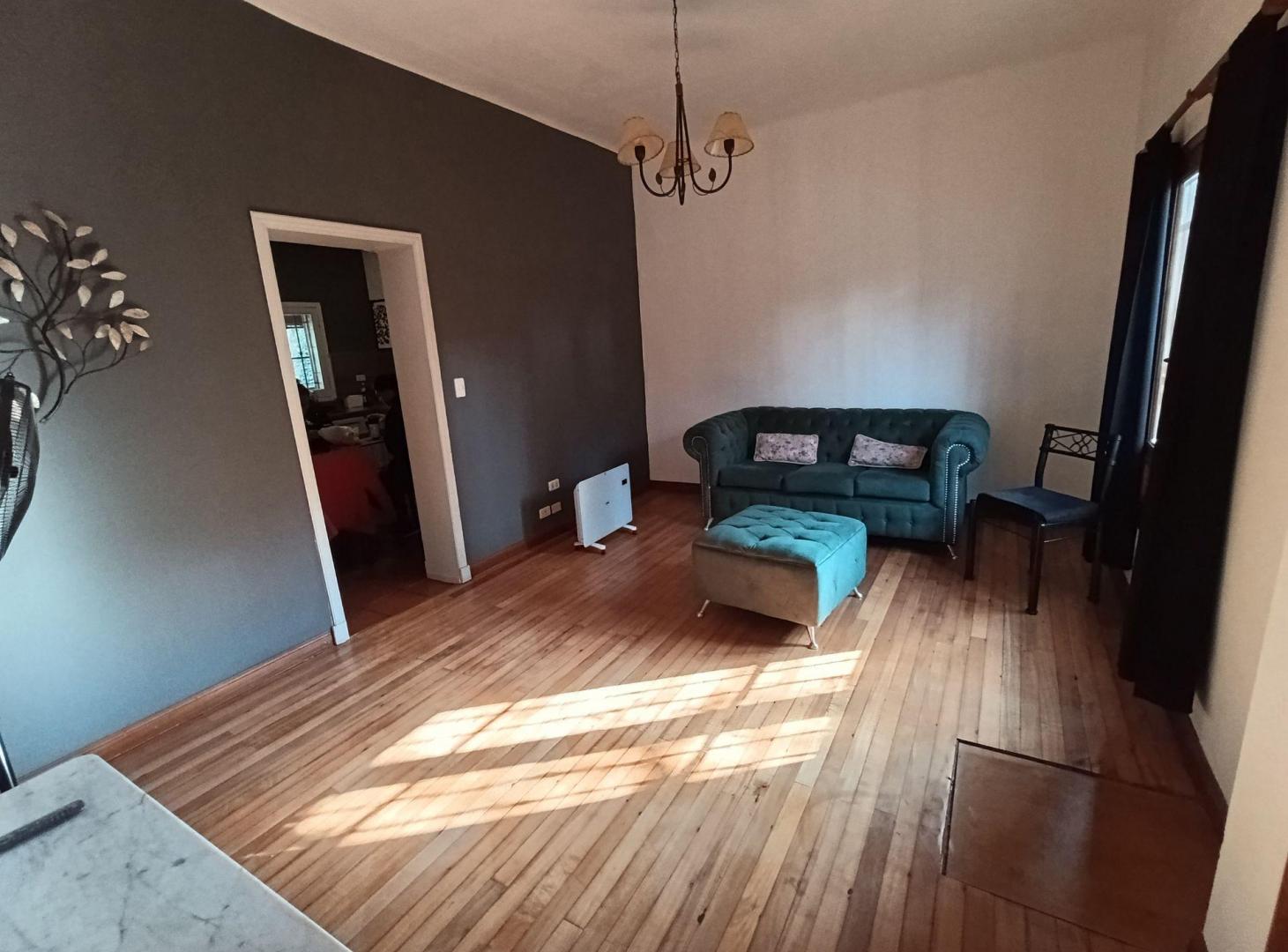 Foto de CASA EN VENTA 3 AMB CON JARDIN Y PILETA EL PALOMAR, imagen 2