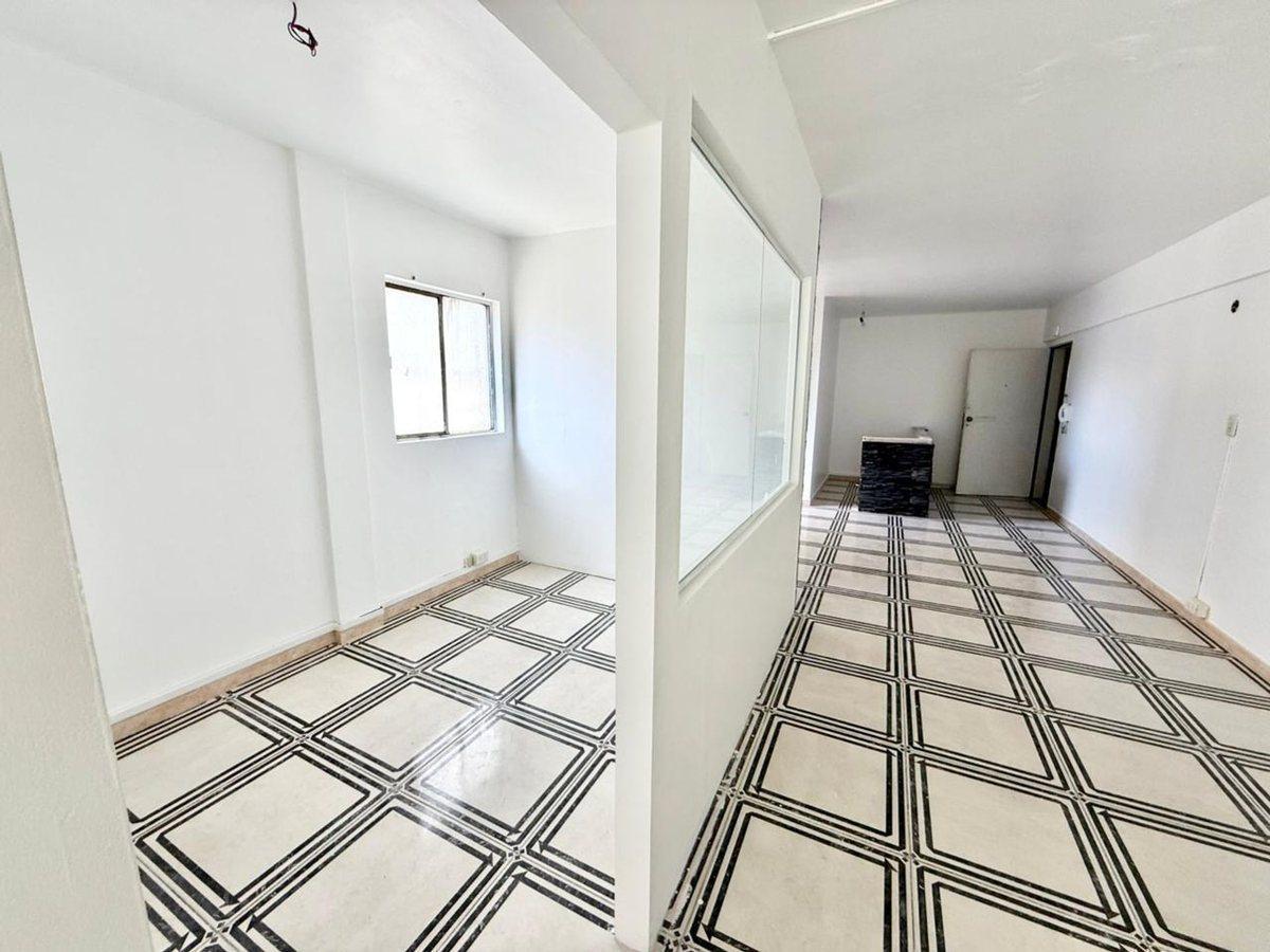 Foto de VENTA OFICINA EN MICROCENTRO OPORTUNIDAD, imagen 5
