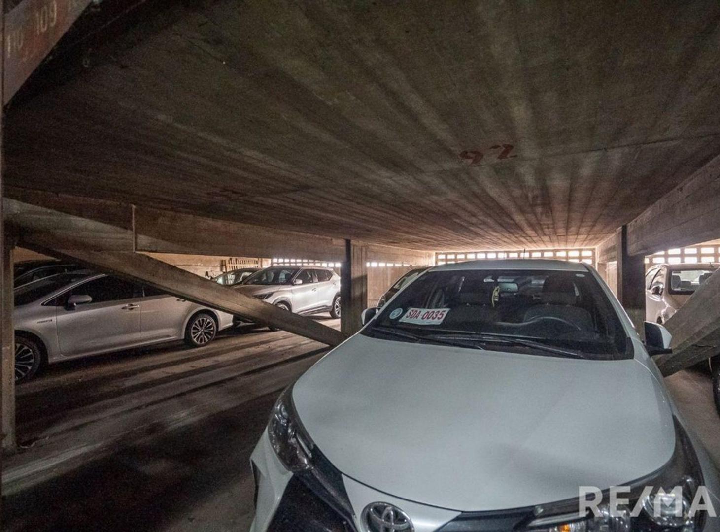Foto de Venta Oportunidad Cochera Doble en Recoleta, imagen 2