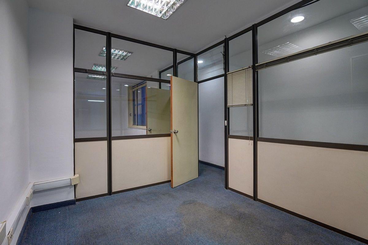 Foto de OPORTUNIDAD!! VENTA OFICINA EN MICROCENTRO, imagen 1